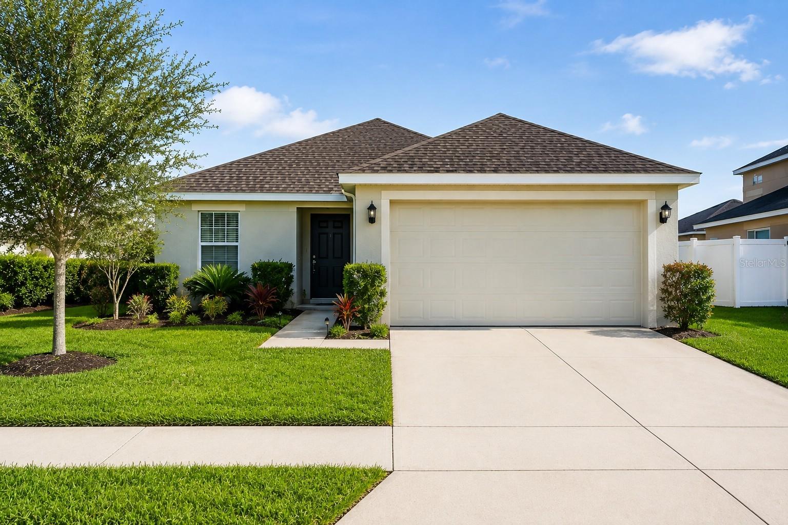 Photo of 413 SIERRA MIKE BOULEVARD LAKE ALFRED FL 33850