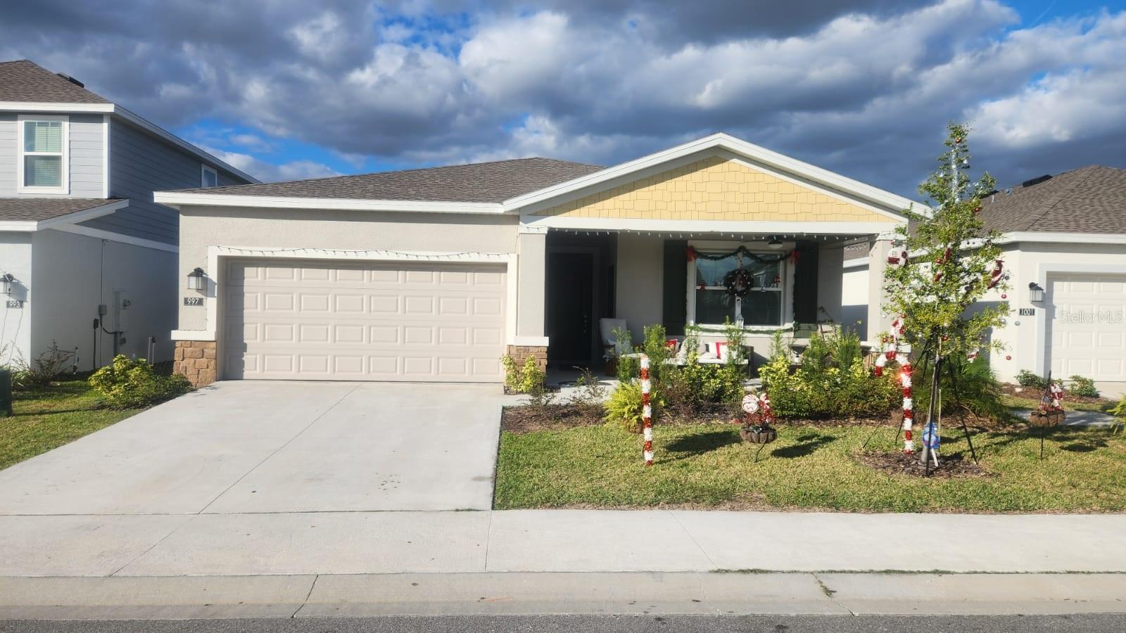Photo of 997 WATERFALL BOULEVARD DAVENPORT FL 33837