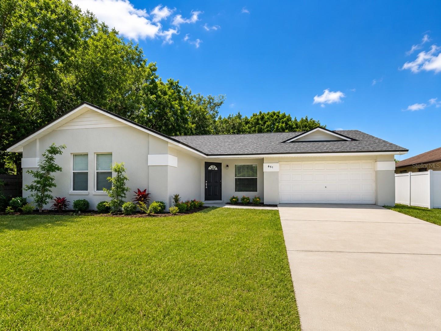Photo of 661 N DELMONTE COURT KISSIMMEE FL 34758