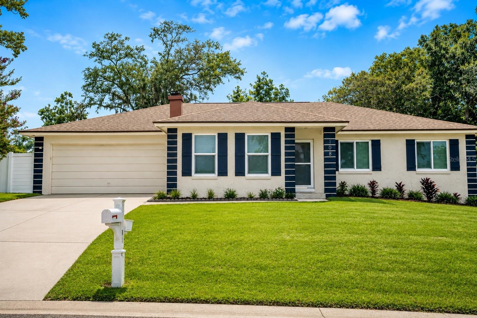 Photo of 108 KILKENNY COURT LONGWOOD FL 32779