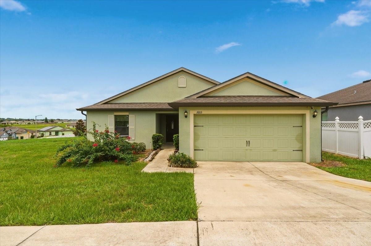Photo of 1603 ELLINGTON DRIVE DUNDEE FL 33838