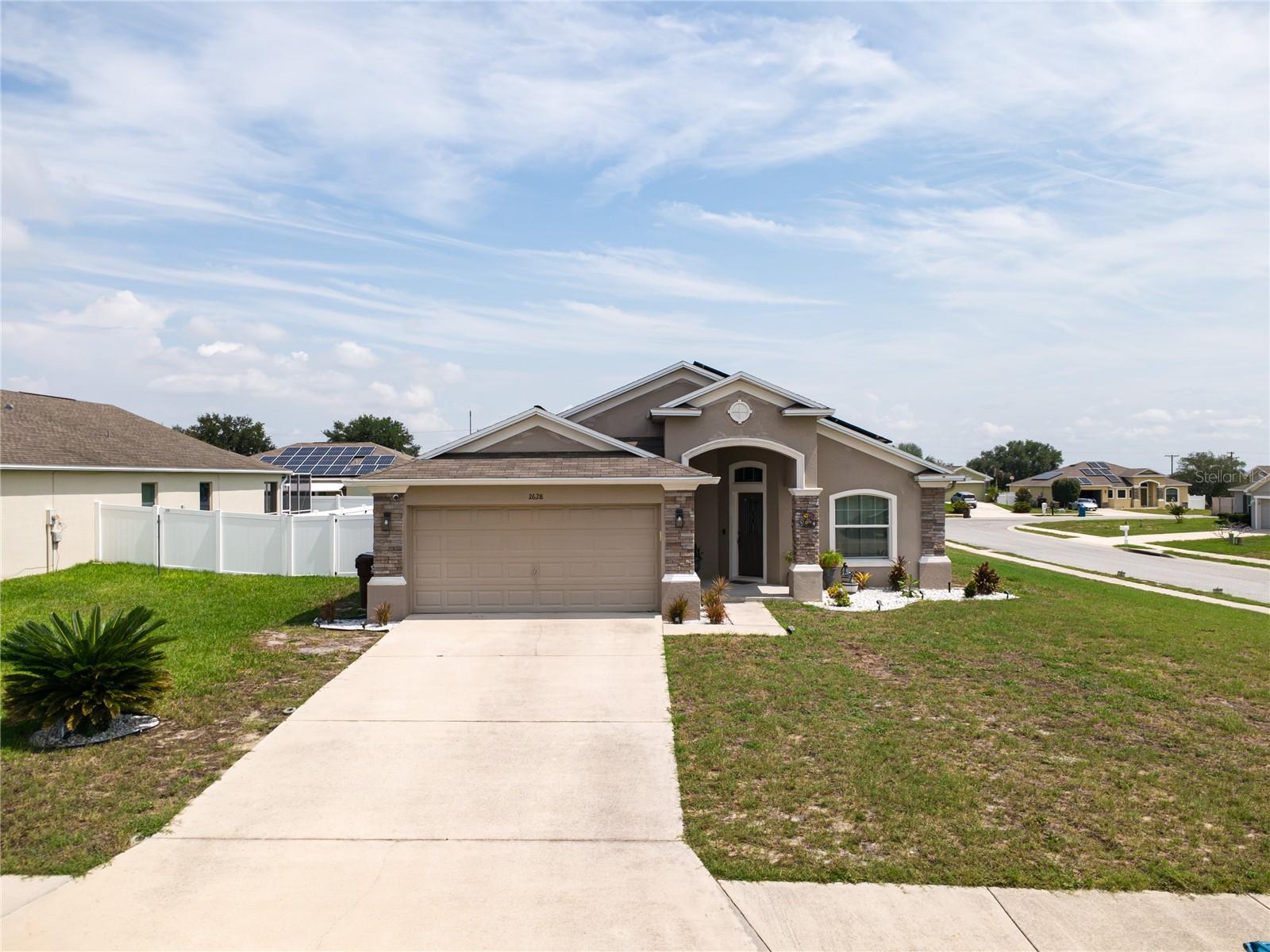 Photo of 2628 SUNSET CIRCLE LAKE WALES FL 33898
