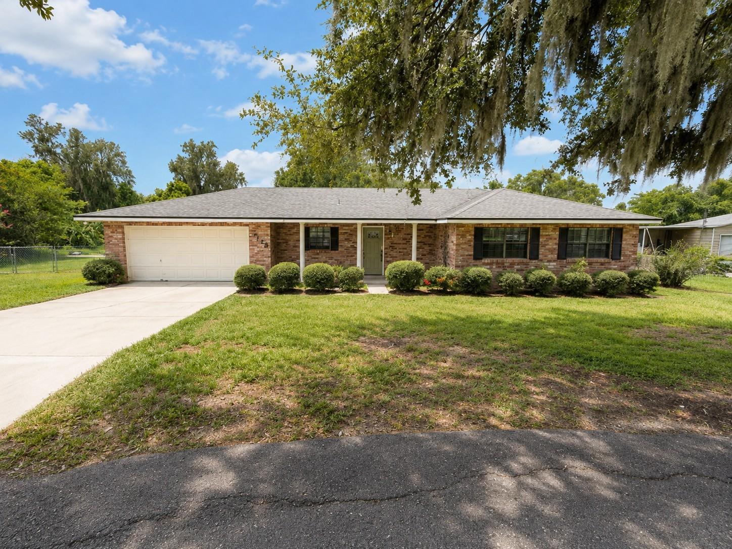 Photo of 7126 SHEFFIELD DRIVE LAKELAND FL 33810