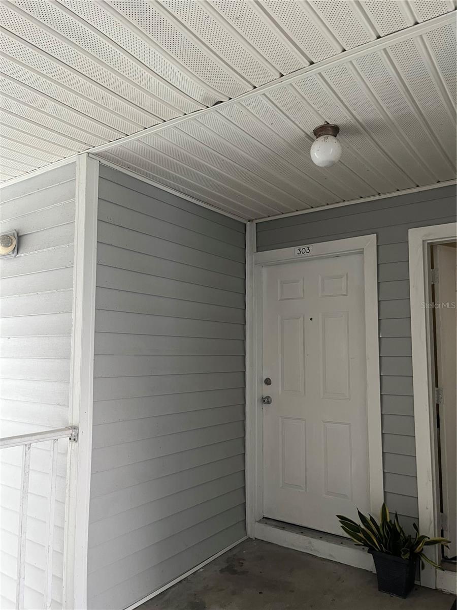 Photo of 1205 BERMUDA LAKES LANE #303 KISSIMMEE FL 34741