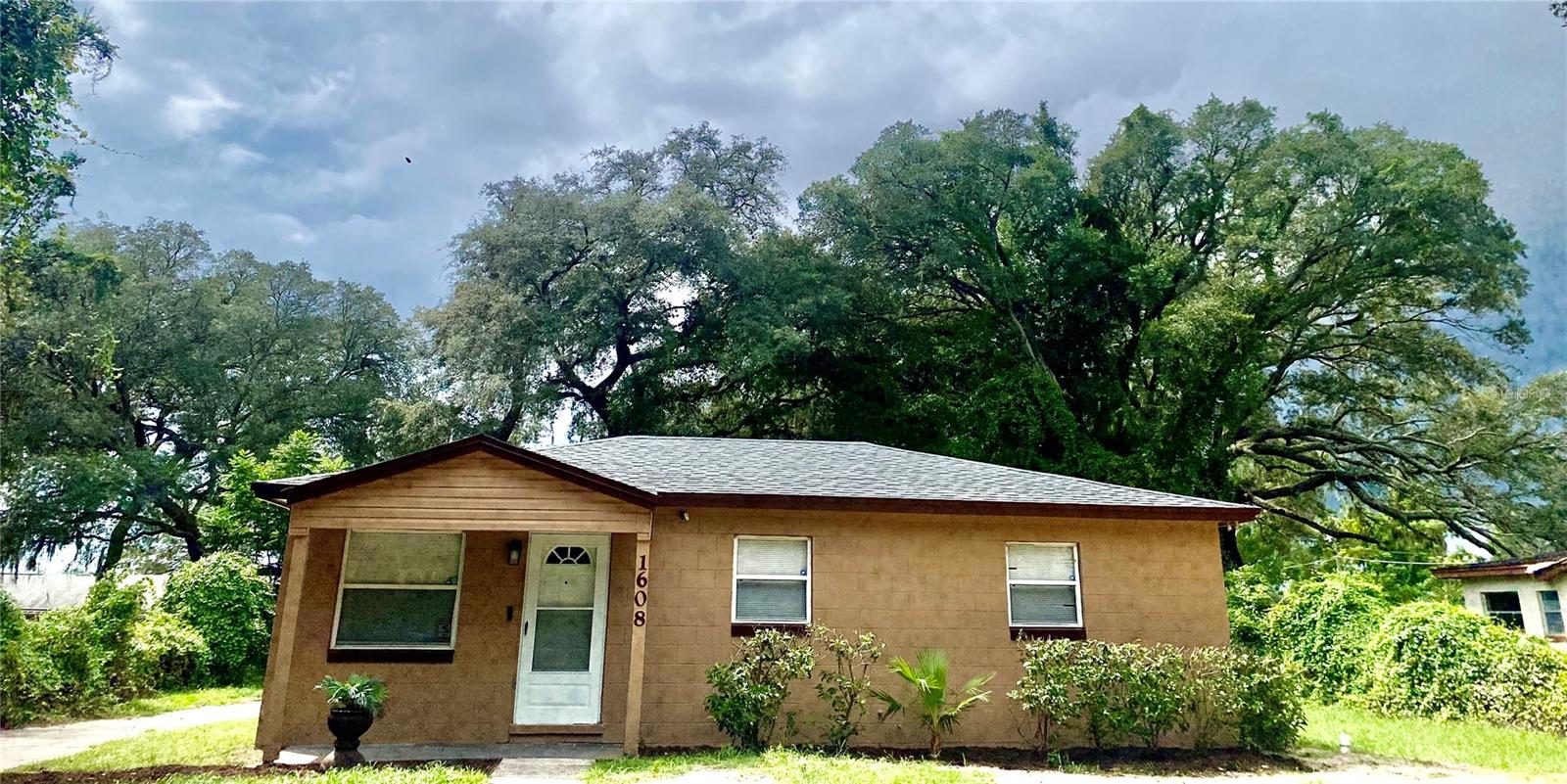 Photo of 1608 LONG LANE APOPKA FL 32703