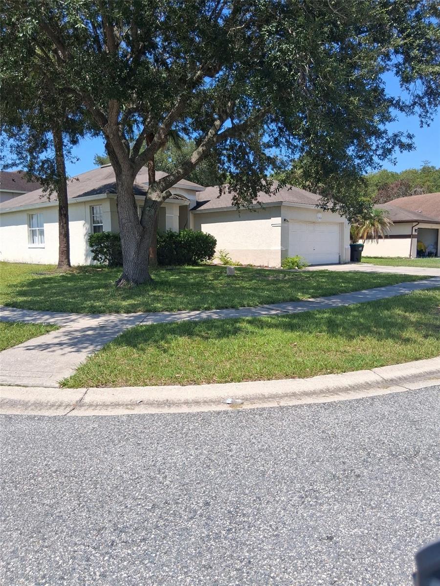 Photo of 13824 GREENEBRIDGE COURT ORLANDO FL 32824