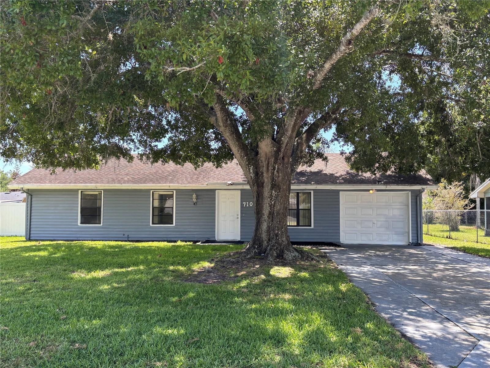Photo of 710 BUNKER LANE POINCIANA FL 34759