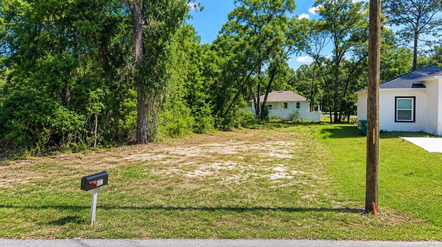 Photo of 692 E EUCLID AVENUE DELAND FL 32724