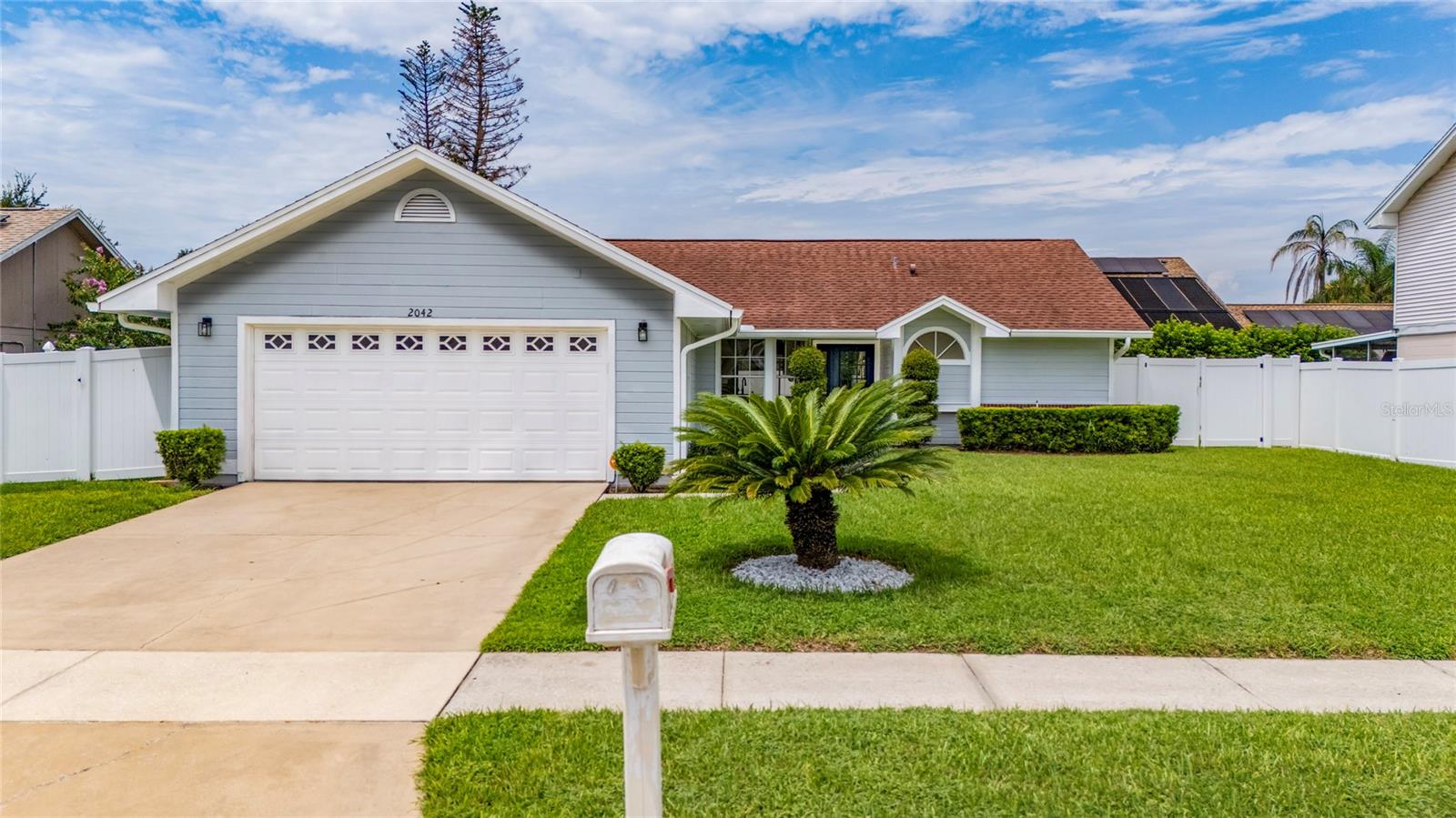 Photo of 2042 GAMBOGE DRIVE ORLANDO FL 32822