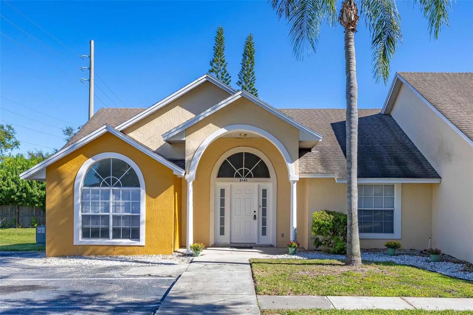 Photo of 3141 ENCLAVE COURT KISSIMMEE FL 34746