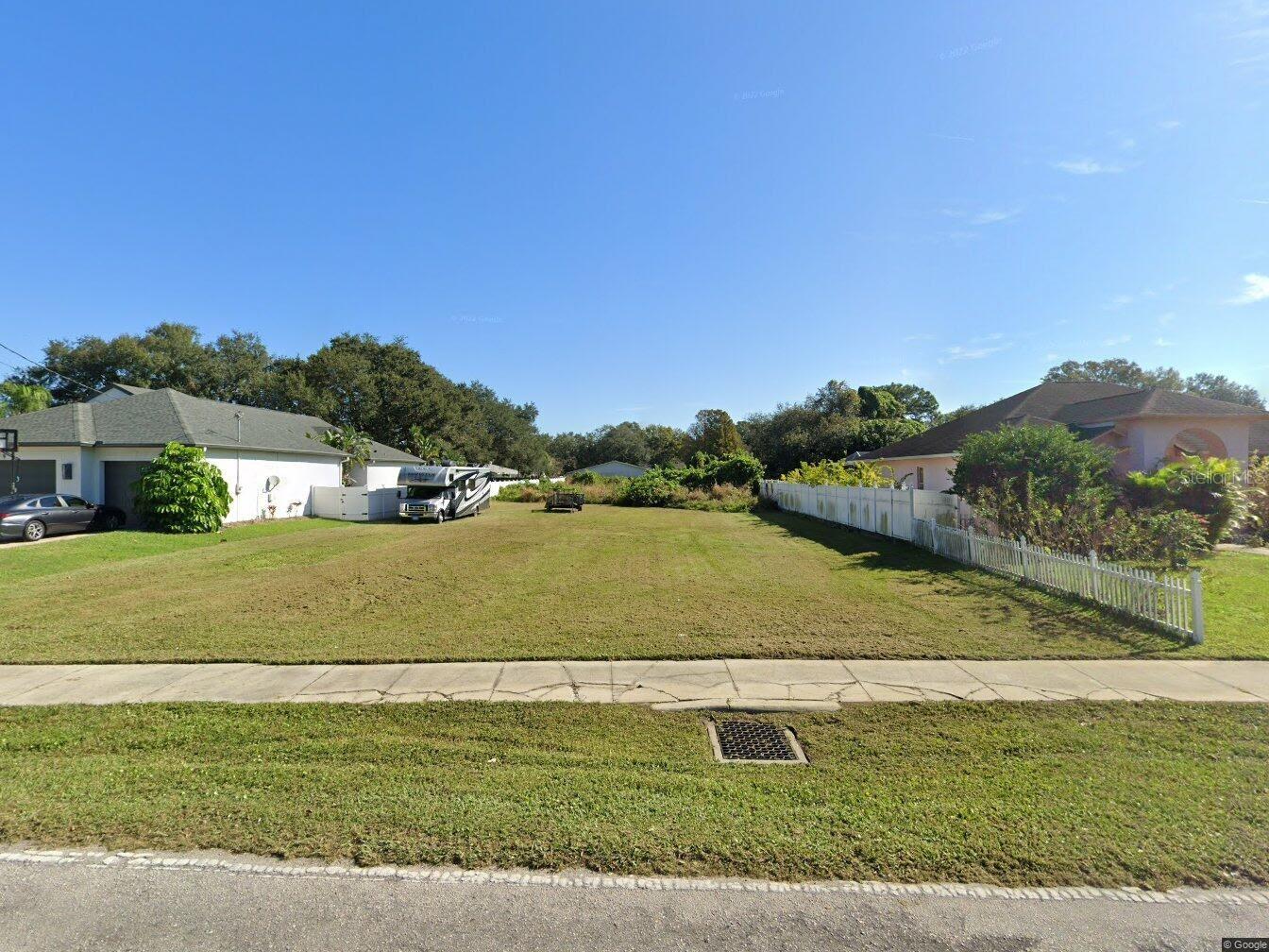 Photo of 8427 N GRADY AVENUE TAMPA FL 33614