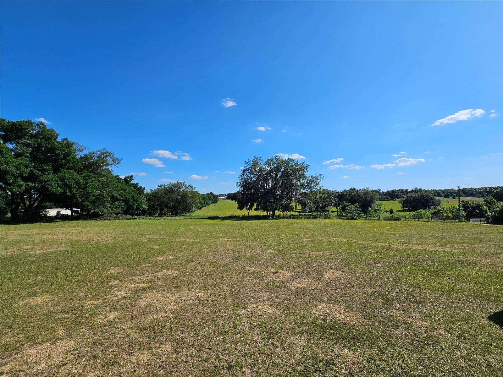 Photo of 38646 CLINTON AVENUE DADE CITY FL 33525
