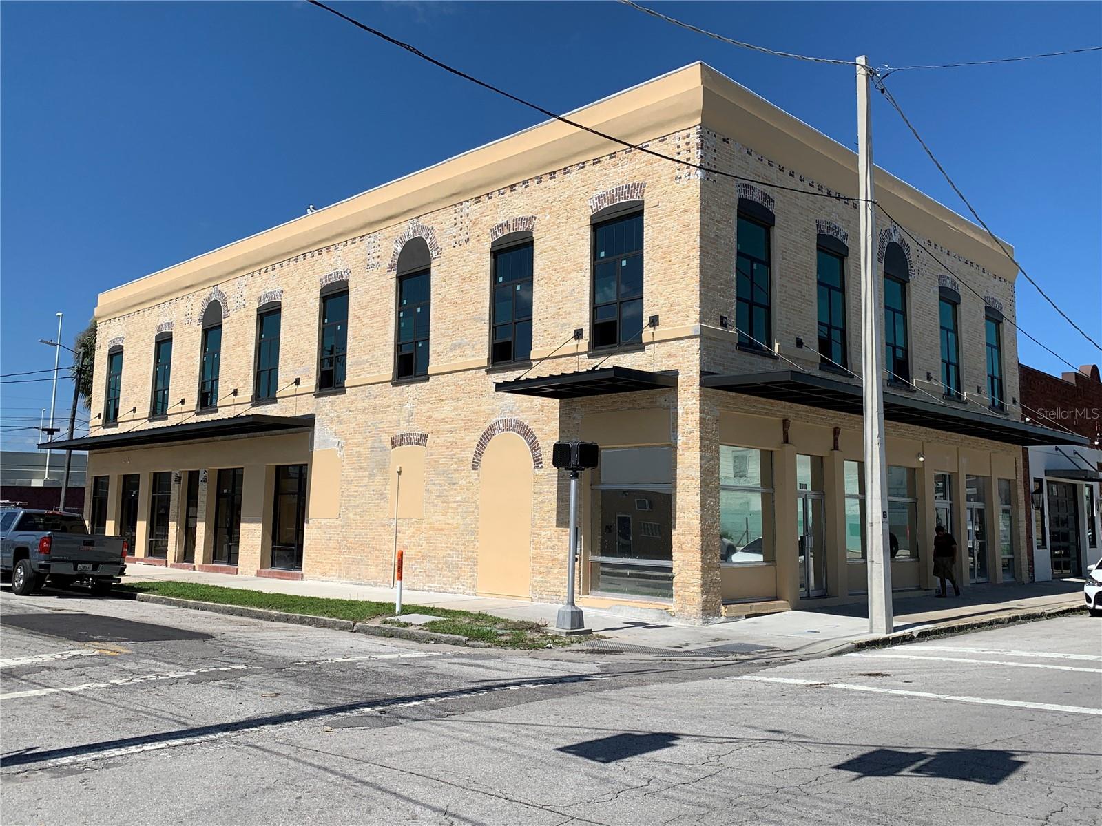 Photo of 2100 W MAIN STREET TAMPA FL 33607