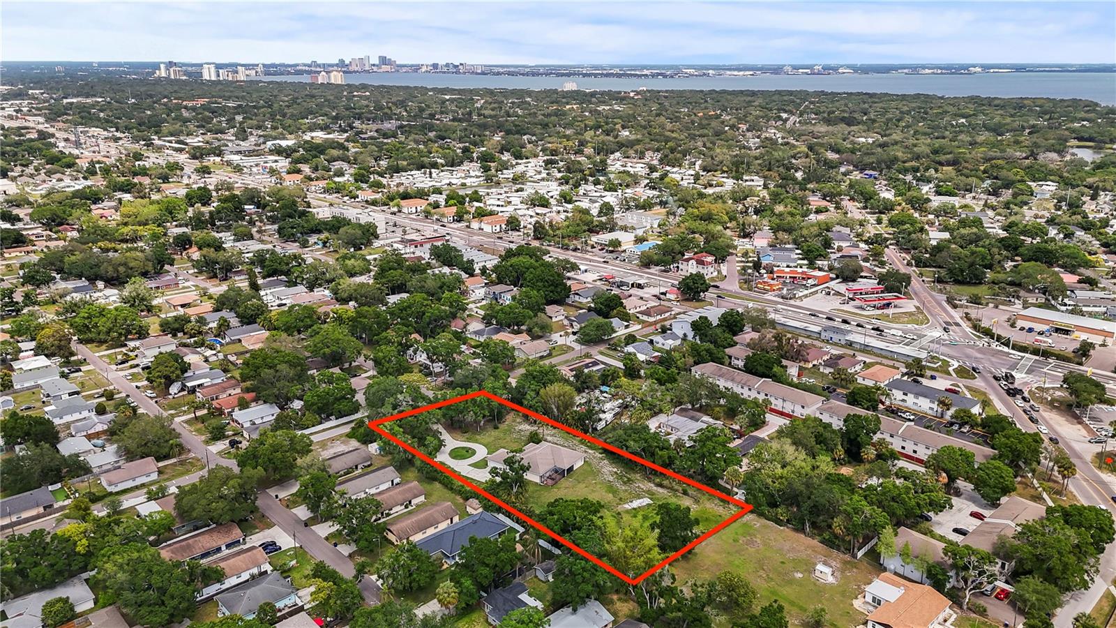 Photo of 3902 W ELROD AVENUE TAMPA FL 33616