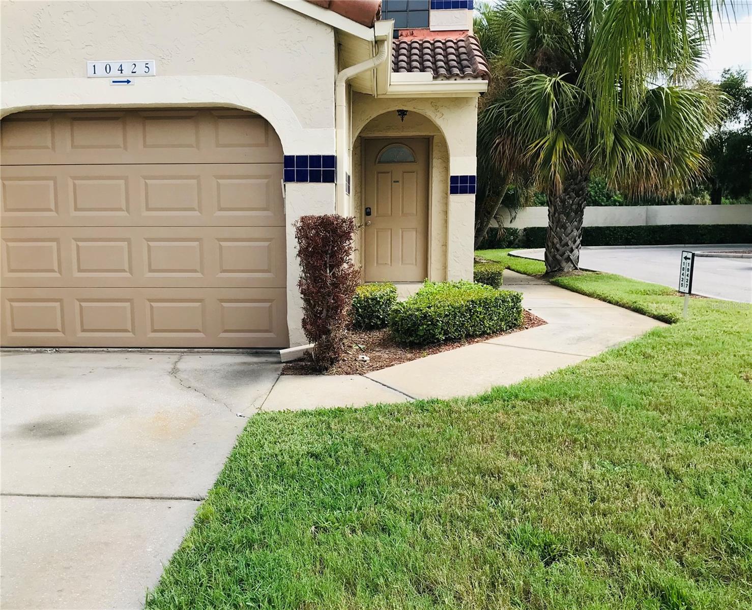 Photo of 10425 LA MIRAGE COURT #202 TAMPA FL 33615