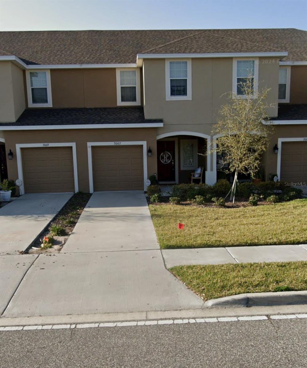 Photo of 7007 TOWNE LAKE ROAD RIVERVIEW FL 33578