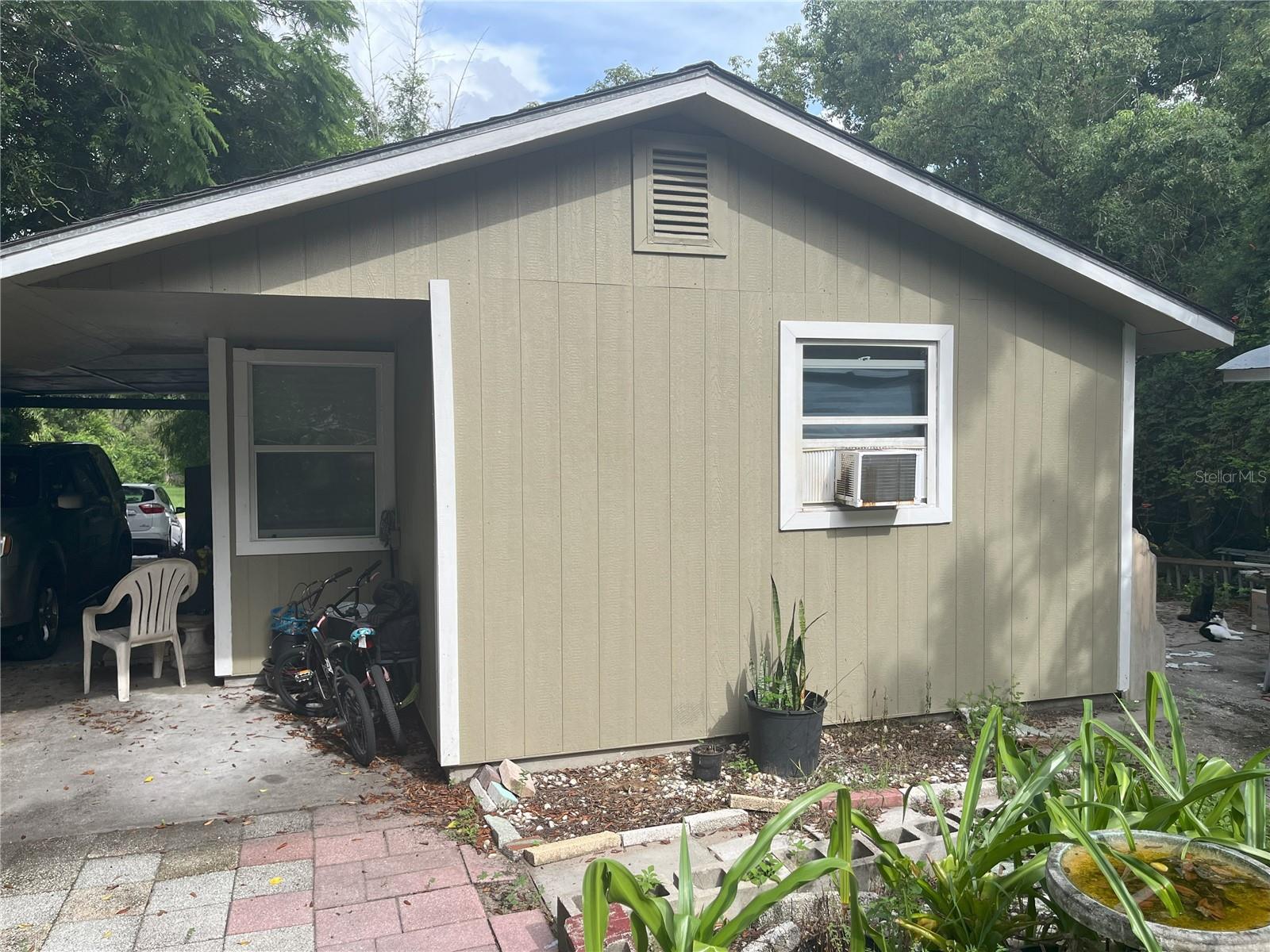 Photo of 1874 DOUGLAS AVENUE CLEARWATER FL 33755