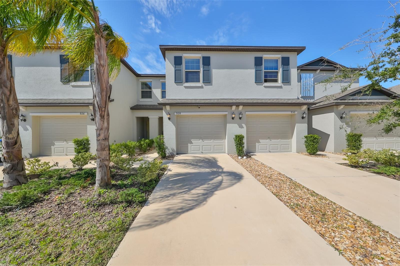 Photo of 928 ROYAL EMPRESS DRIVE RUSKIN FL 33570