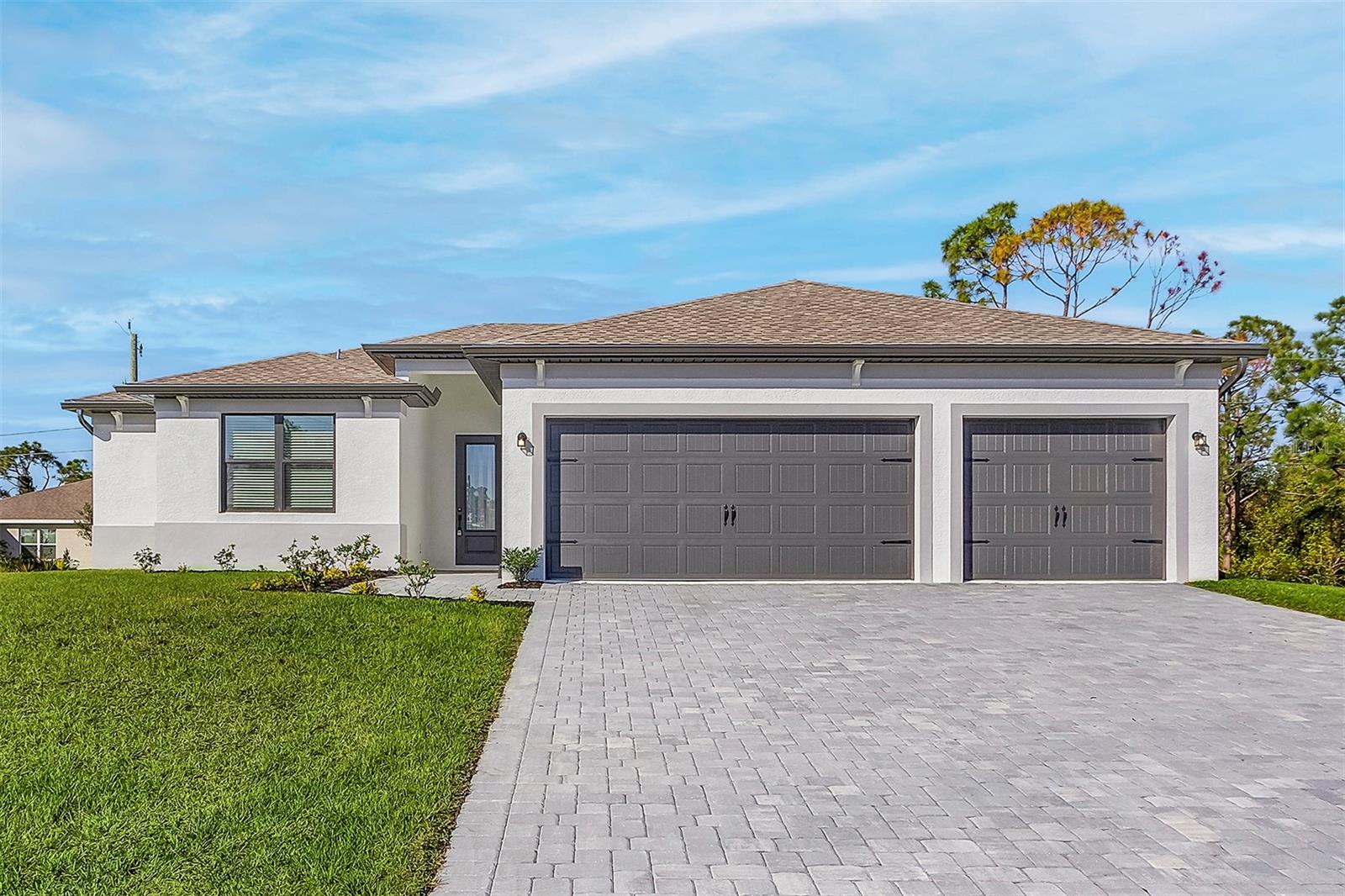Photo of 4570 GILLOT BOULEVARD PORT CHARLOTTE FL 33981