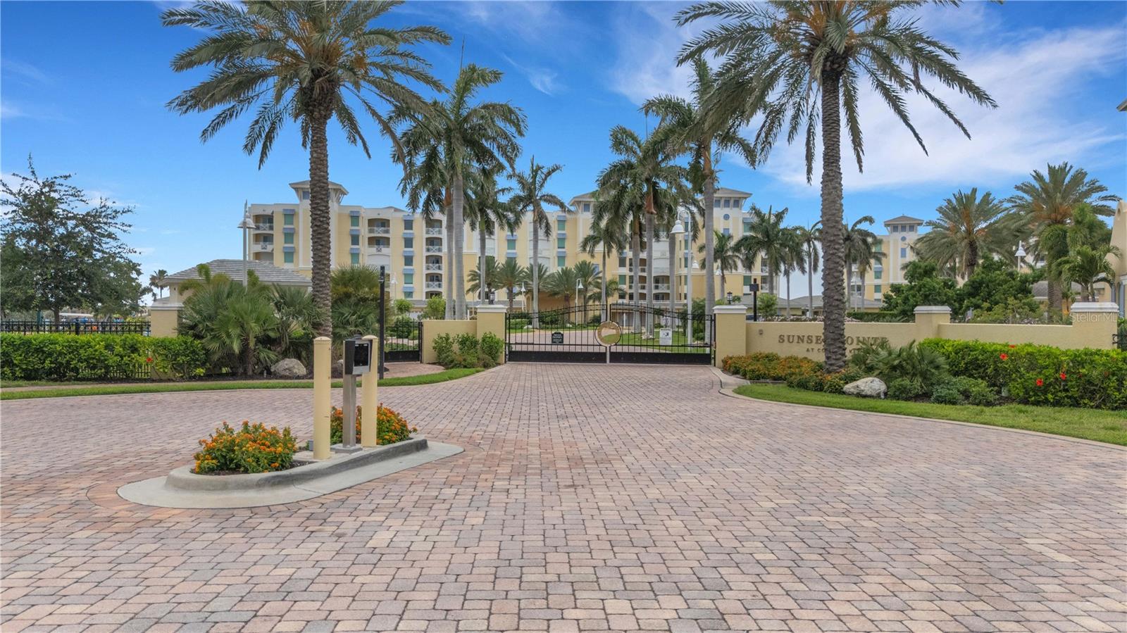 Photo of 795 COLLANY ROAD #304 ST PETERSBURG FL 33715