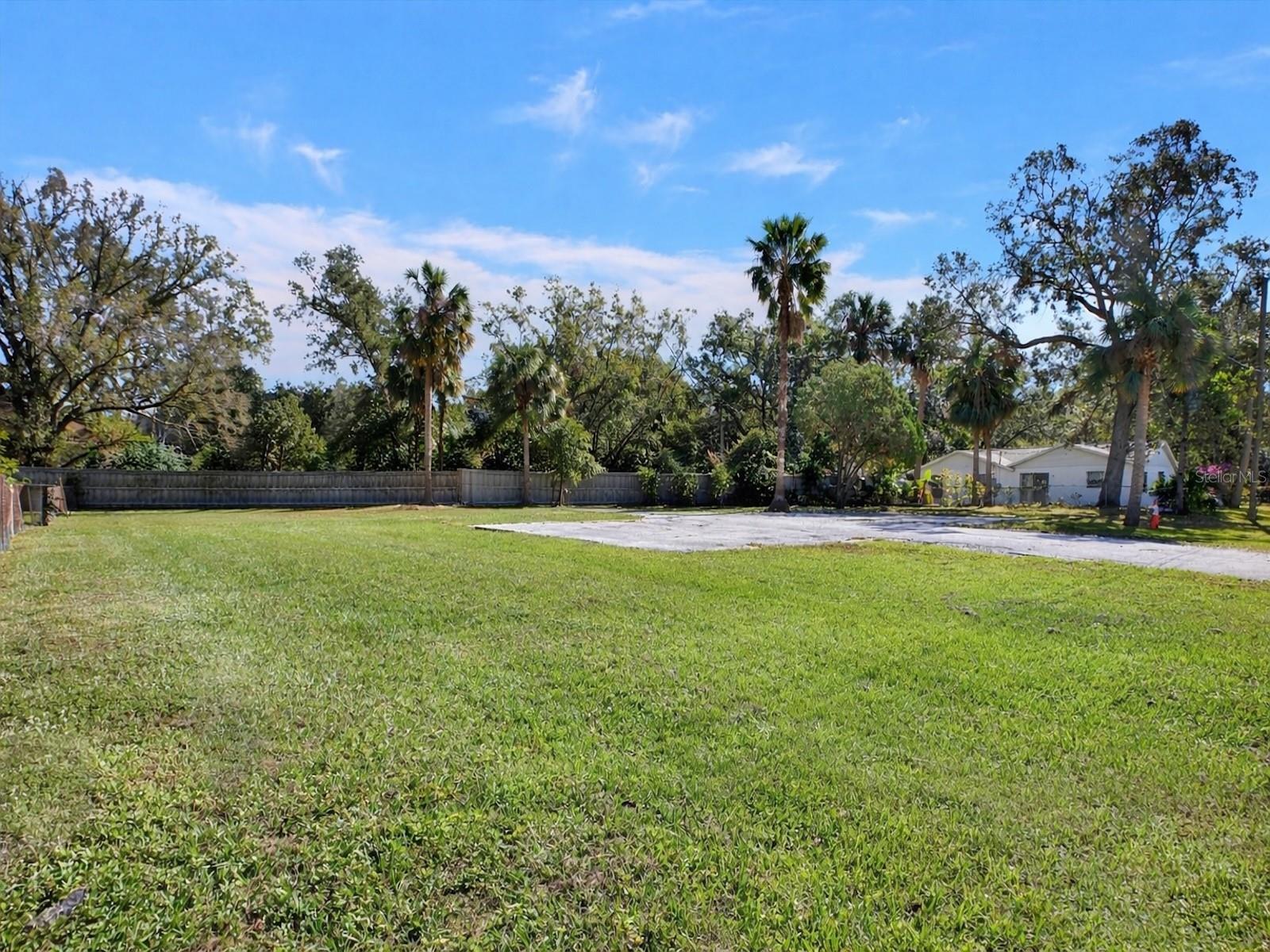 Photo of 4205 N MANHATTAN AVENUE TAMPA FL 33614