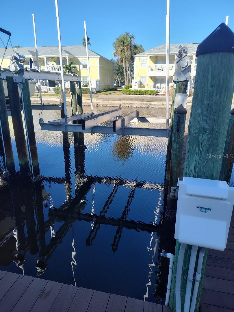 Photo of 127ss COQUINA KEY DR SE DRIVE ST PETERSBURG FL 33705