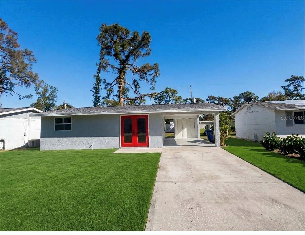 Photo of 735 BERTREND STREET ENGLEWOOD FL 34223
