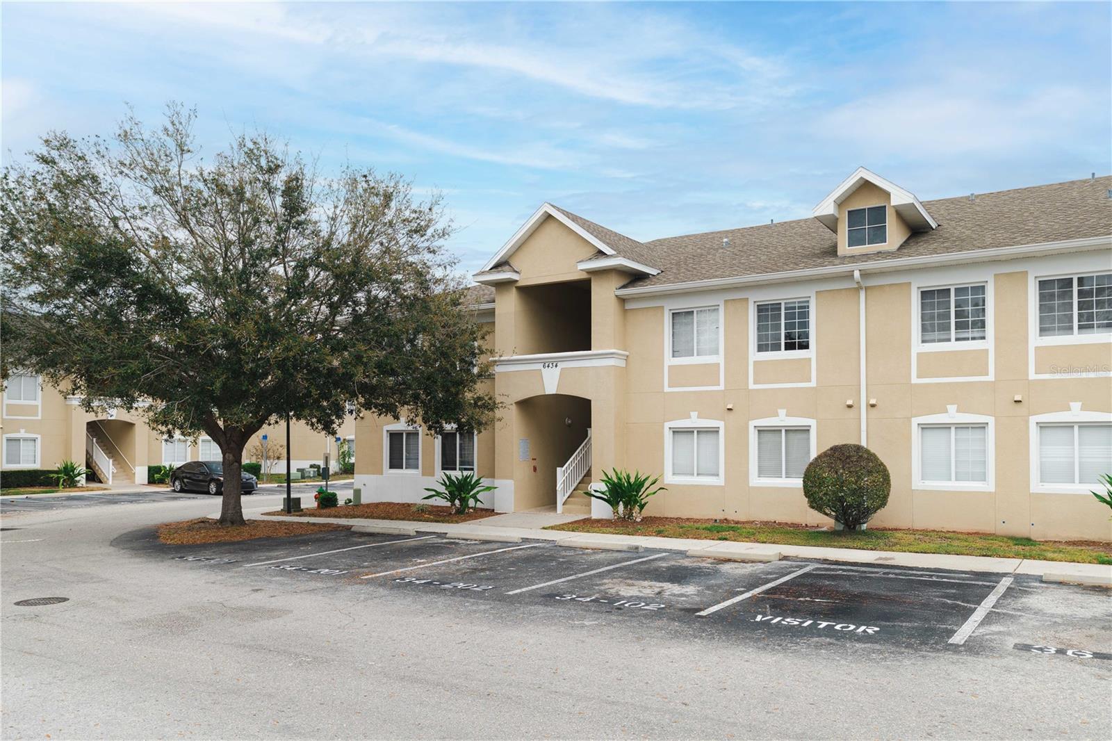 Photo of 6434 CYPRESSDALE DRIVE #102 RIVERVIEW FL 33578