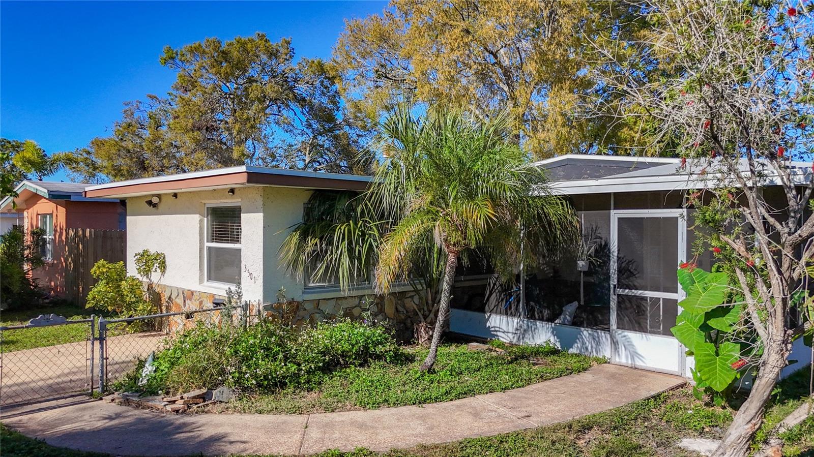Photo of 3501 BEECHWOOD TERRACE PINELLAS PARK FL 33781