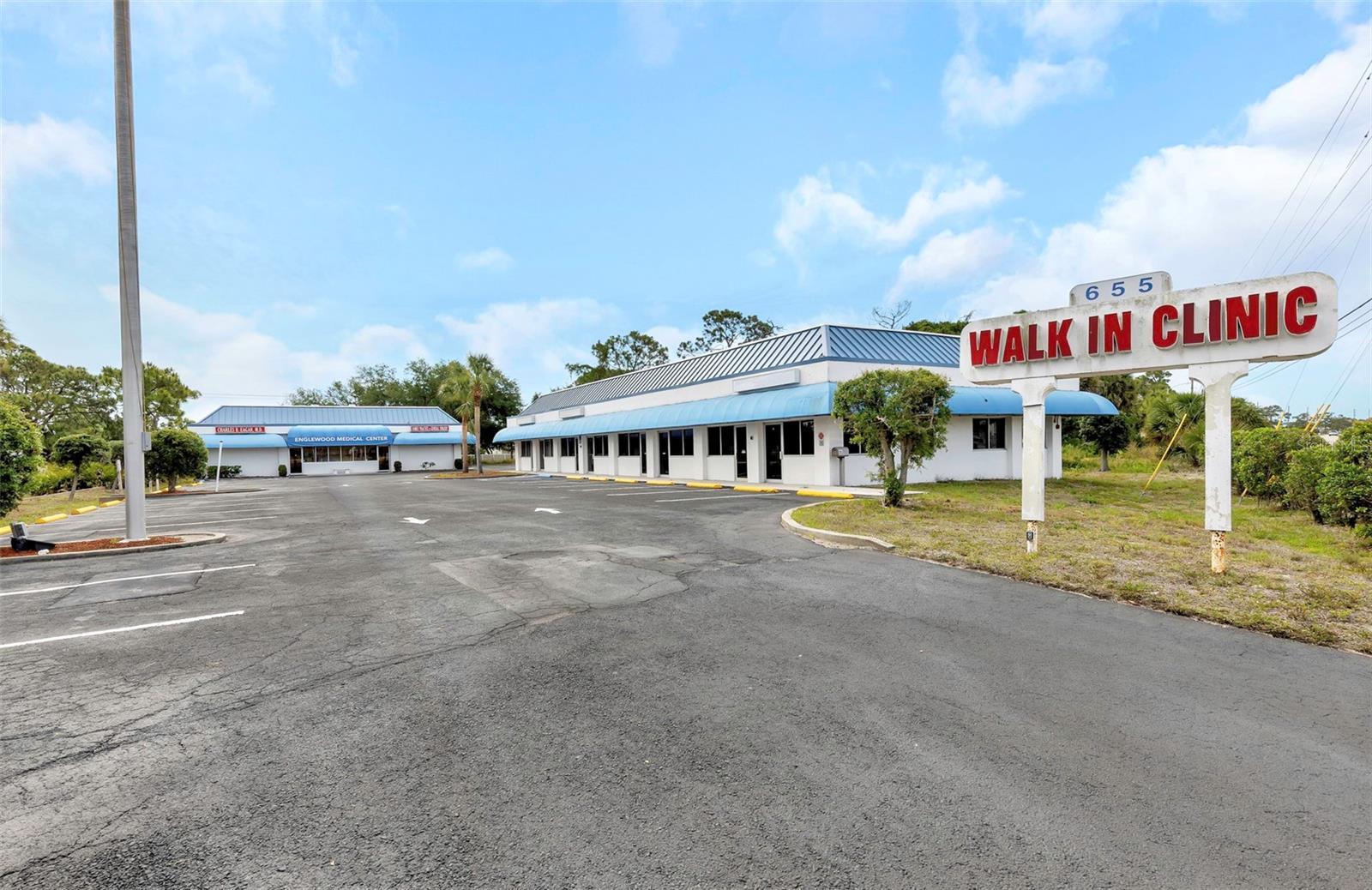 Photo of 655 N INDIANA AVENUE ENGLEWOOD FL 34223