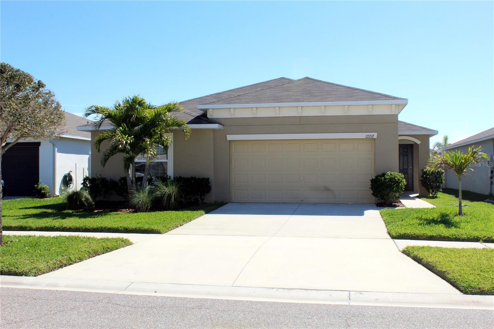 Photo of 17152 SUNSHINE MIMOSA STREET WIMAUMA FL 33598