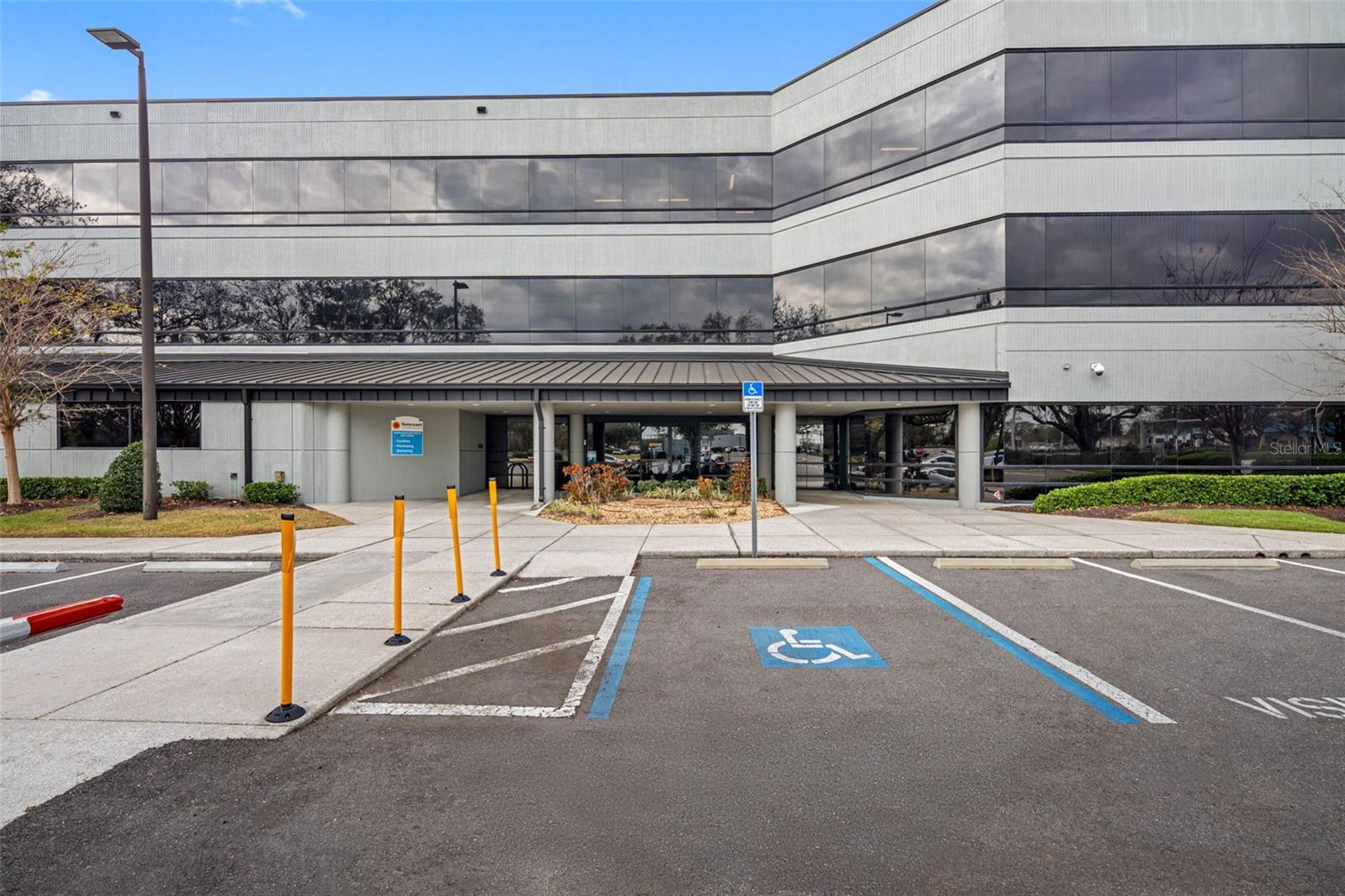 Photo of 6801 E HILLSBOROUGH AVENUE TAMPA FL 33610
