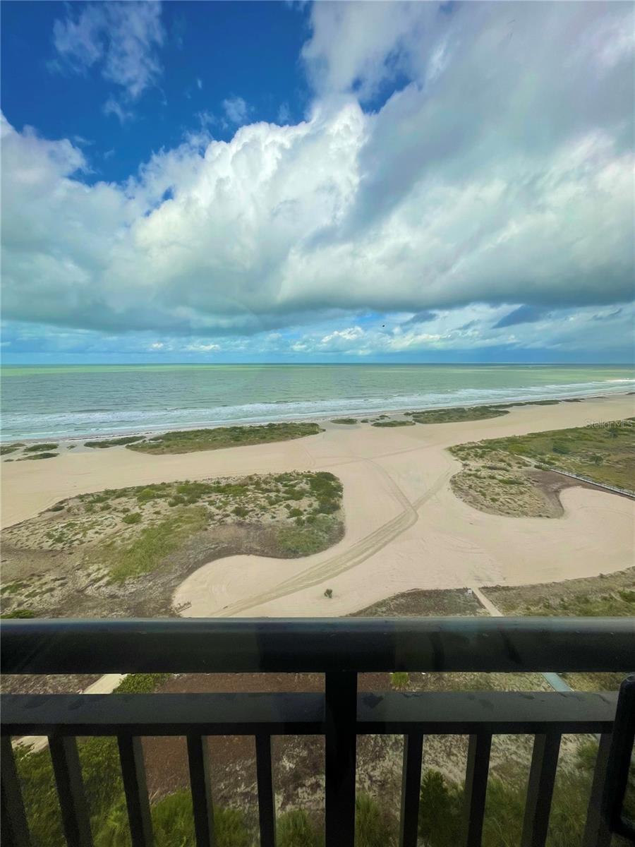 Photo of 1270 GULF BOULEVARD #1501 CLEARWATER BEACH FL 33767
