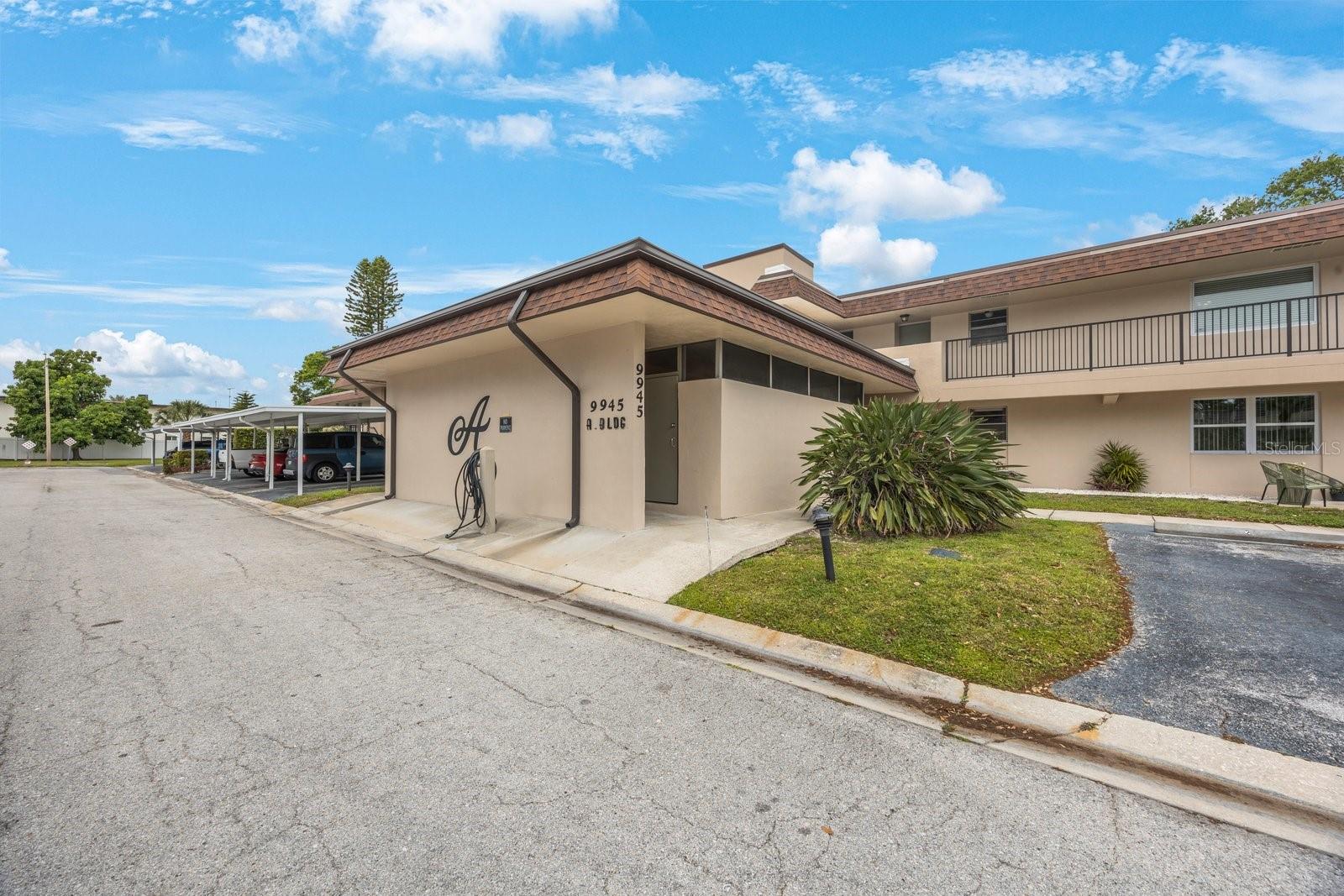 Photo of 9945 47TH AVE N #203 ST PETERSBURG FL 33708