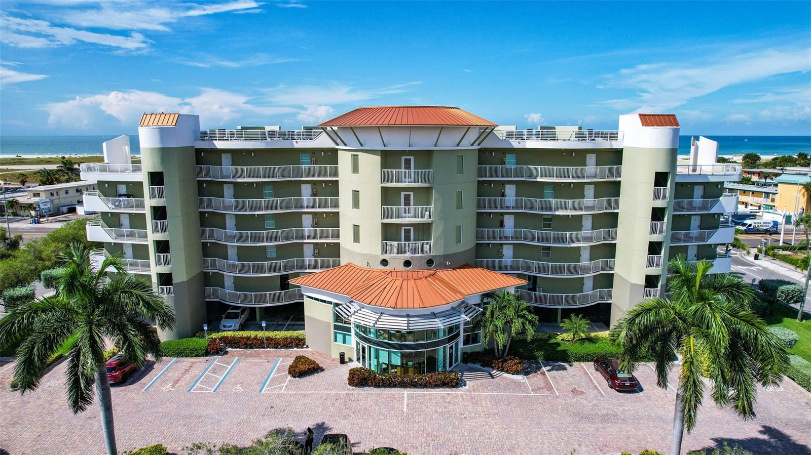 Photo of 11605 GULF BOULEVARD #203 TREASURE ISLAND FL 33706