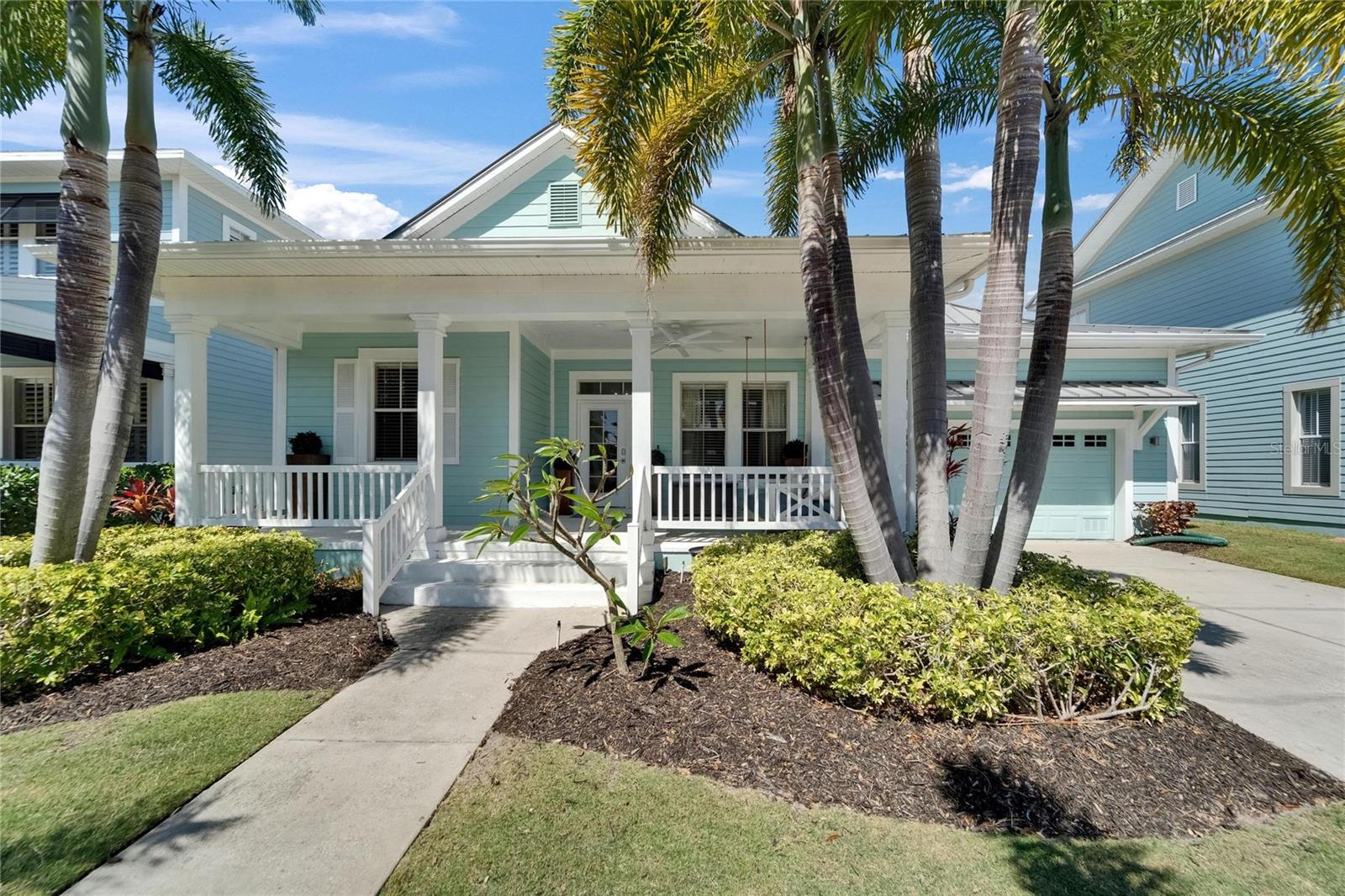 Photo of 426 ISLEBAY DRIVE APOLLO BEACH FL 33572