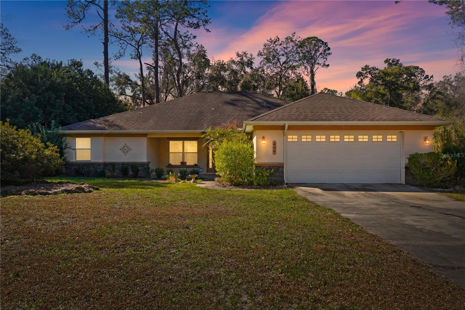 Photo of 800 VIRGINIS CITRUS SPRINGS FL 34434