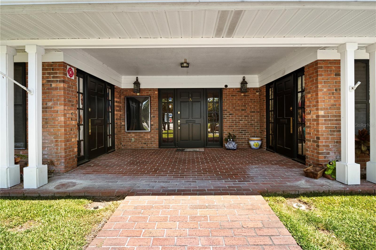 Photo of 1700 DR MARTIN LUTHER KING JR STREET #A ST PETERSBURG FL 33704