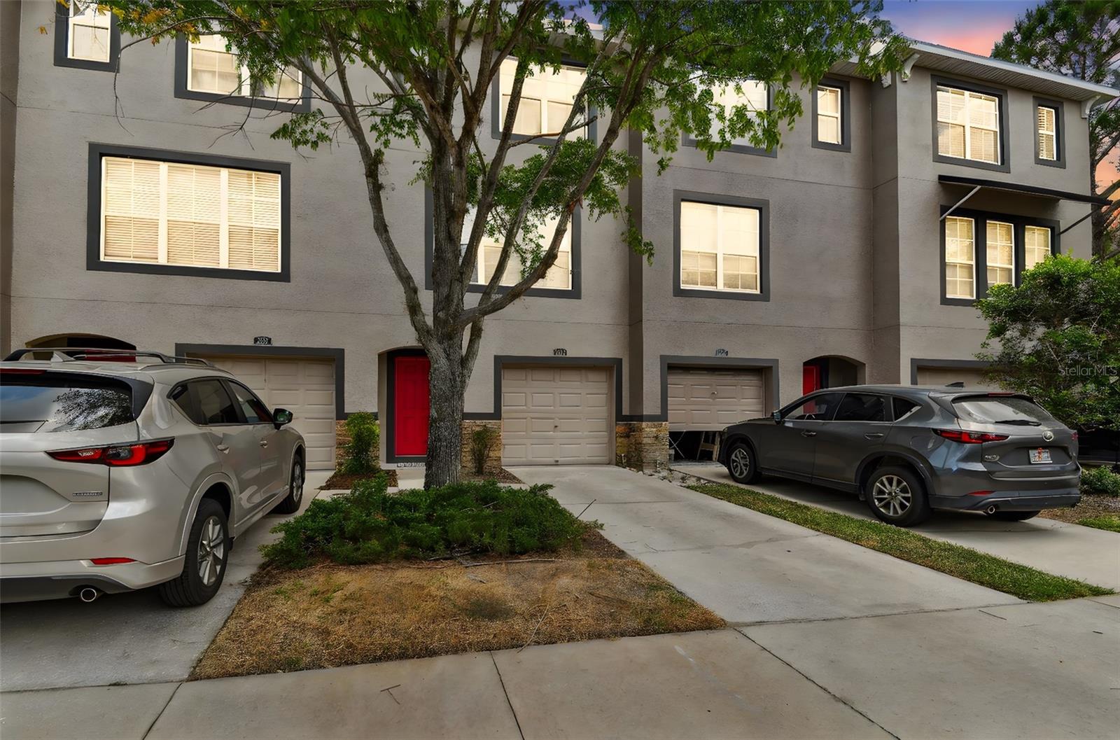 Photo of 2547 LEXINGTON OAK DRIVE BRANDON FL 33511