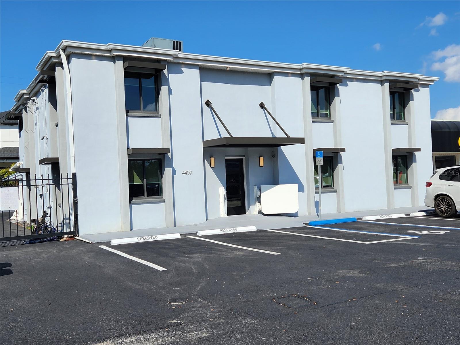 Photo of 4409 W EL PRADO BOULEVARD TAMPA FL 33629