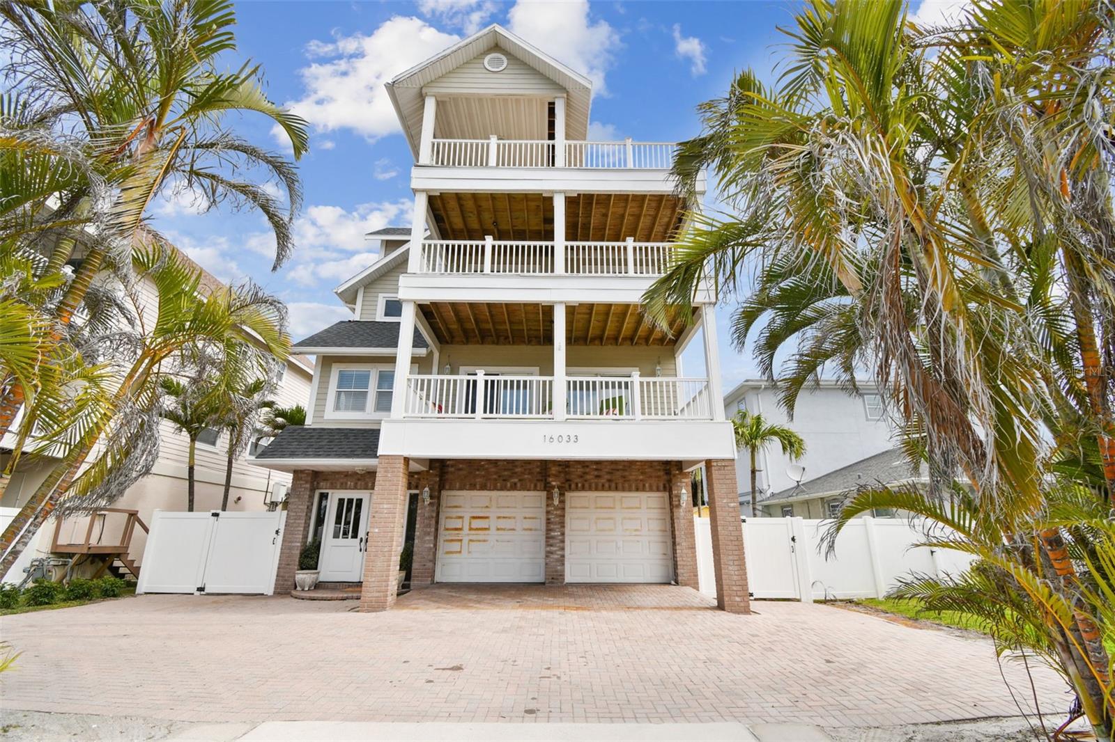 Photo of 16033 GULF BOULEVARD REDINGTON BEACH FL 33708