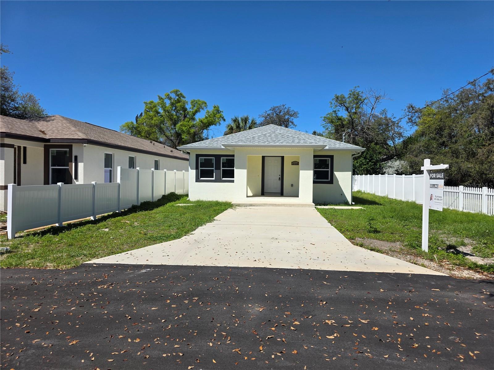 Photo of 3704 SMITH TREE STREET TAMPA FL 33619
