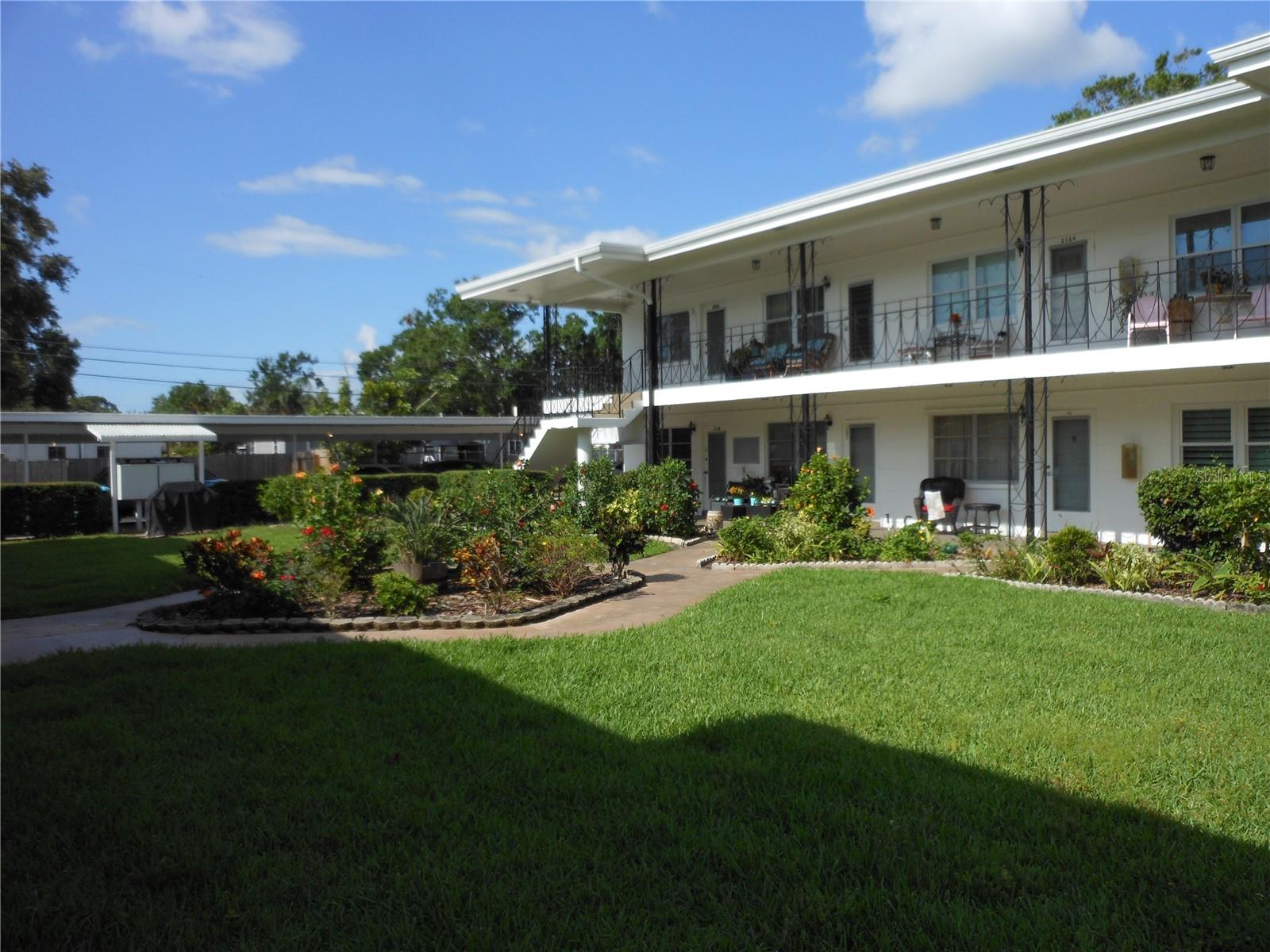 Photo of 138 36TH AVENUE #206W ST PETERSBURG FL 33704