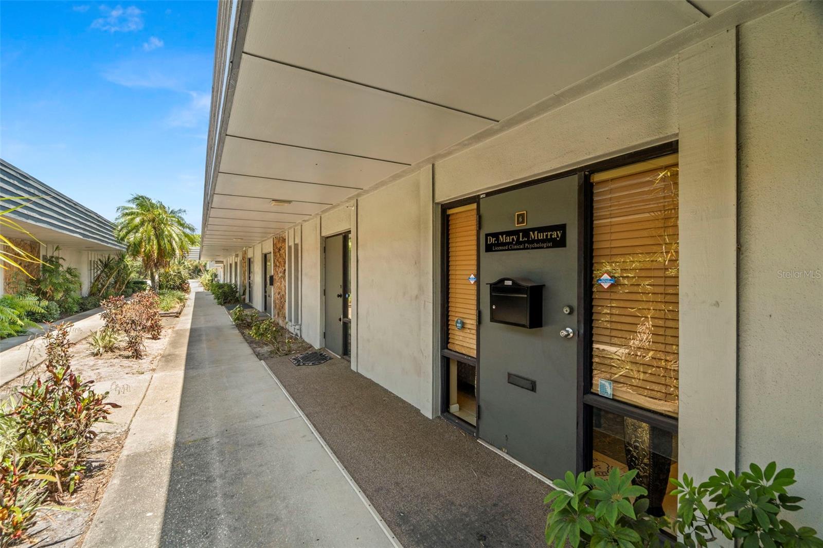 Photo of 10333 SEMINOLE BOULEVARD #6 LARGO FL 33778