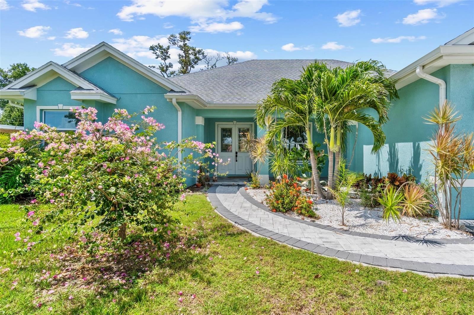 Photo of 716 LAUREL AVENUE VENICE FL 34285