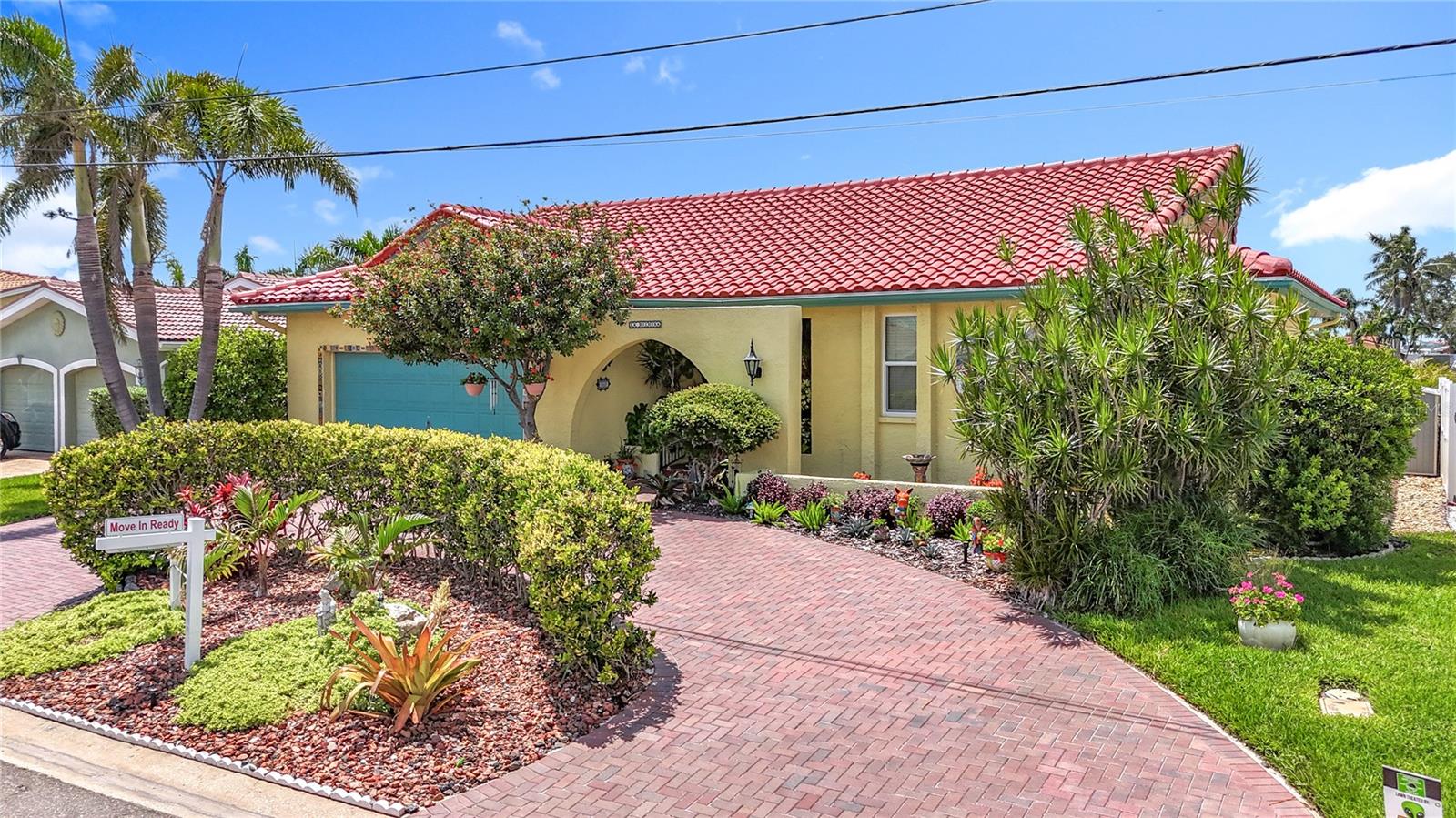 Photo of 760 CAPRI BOULEVARD TREASURE ISLAND FL 33706