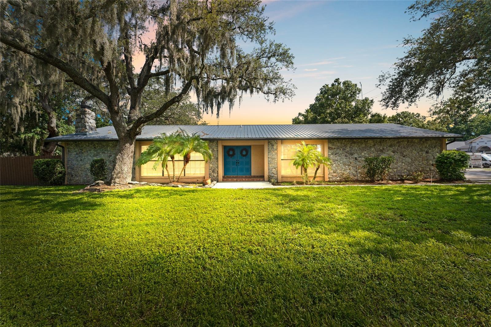 Photo of 3011 LAKE ELLEN DRIVE TAMPA FL 33618