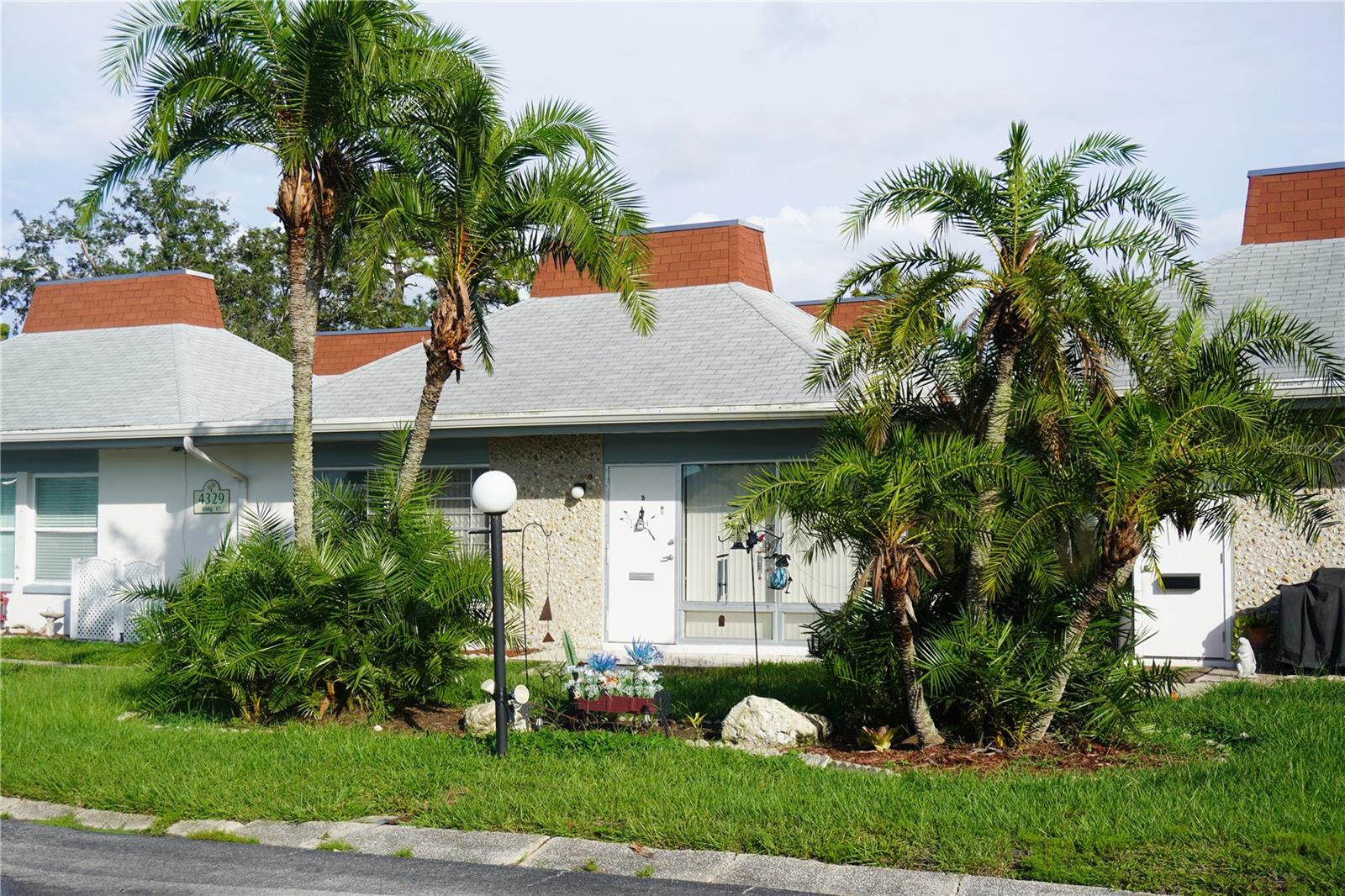 Photo of 4329 TAHITIAN GARDENS CIRCLE #B HOLIDAY FL 34691