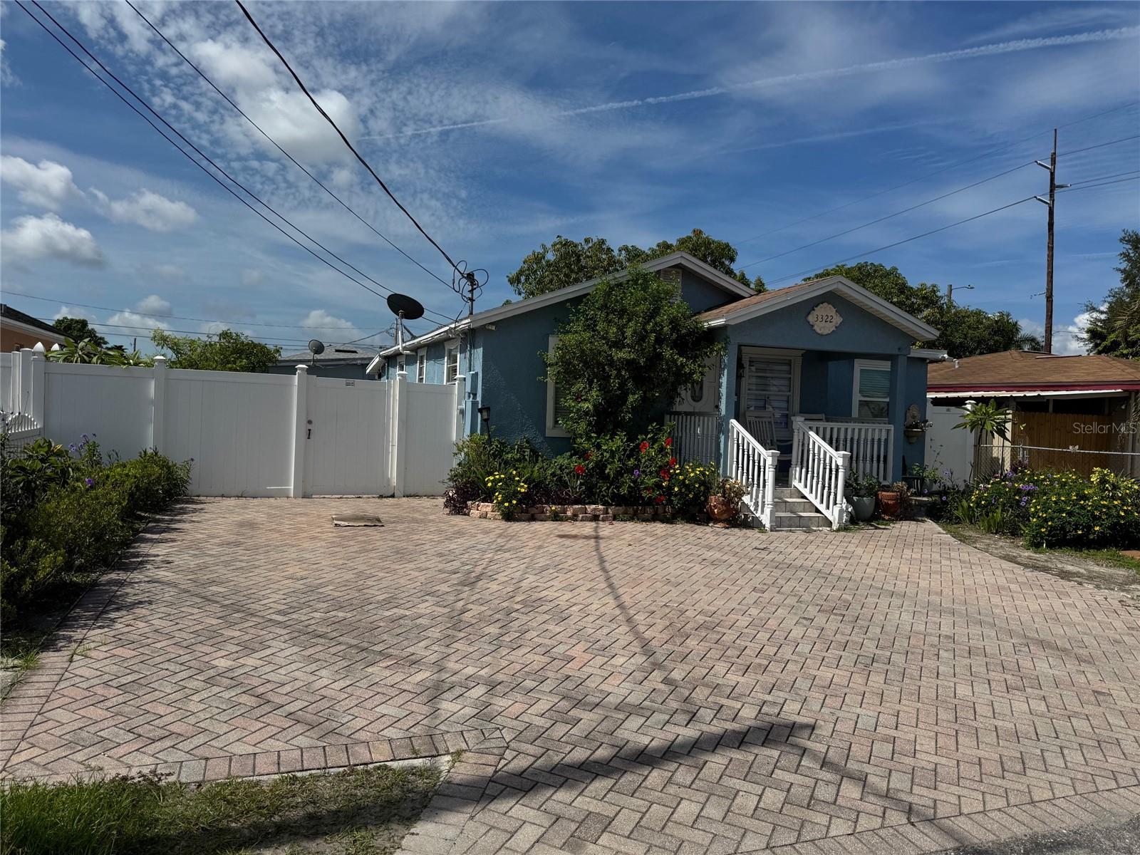 Photo of 3322 W SAINT JOSEPH STREET TAMPA FL 33607