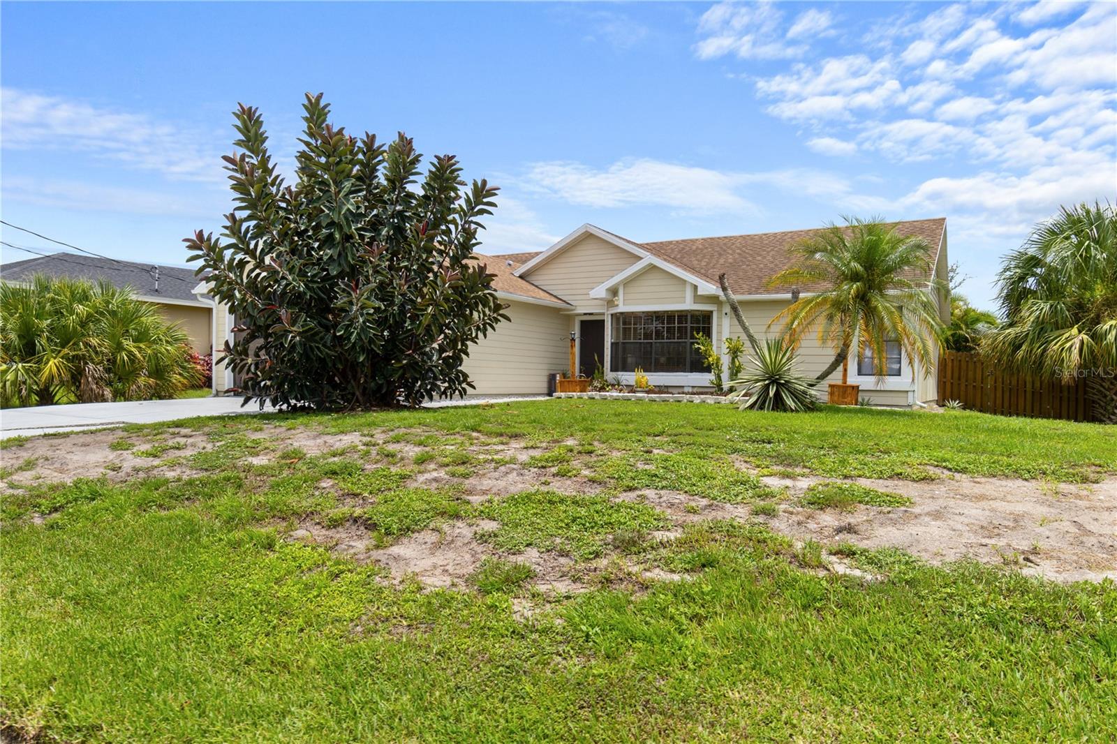 Photo of 1921 SW GRANELLO TERRACE PORT ST LUCIE FL 34953
